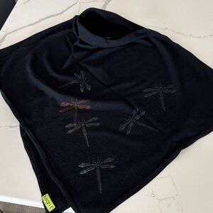 Black Dragonfly Print poncho